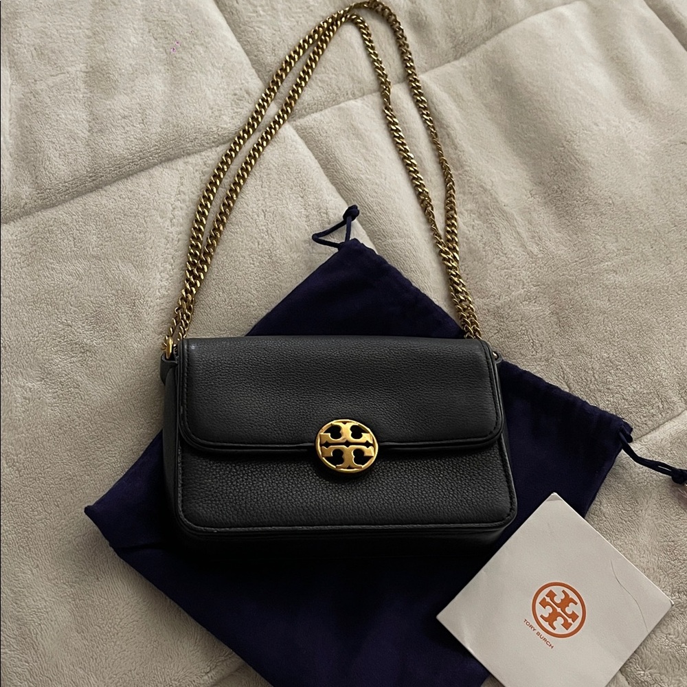 Tory Burch Black Chelsea mini Crossbody Bag with Gold Chain